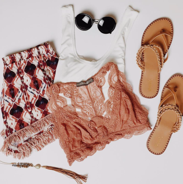 My Top 9 Nashville Boutiques by Nashville fashion blogger Nashville Wifestyles