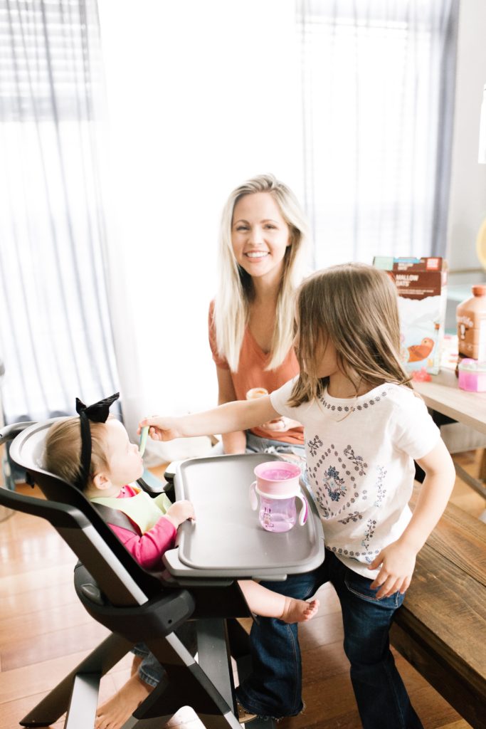 Awesome Baby Feeding Tips by Nashville mom blogger Nashville Wifestyles
