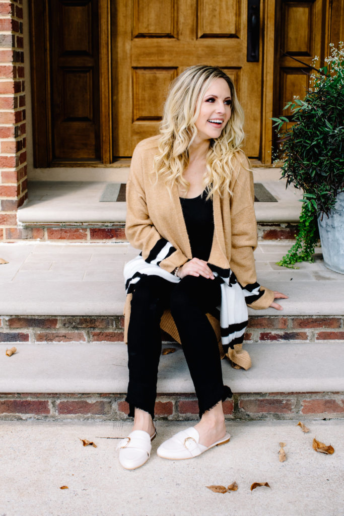 10 WAYS TO WEAR FALL CARDIGANS + MY FAVES by Nashville fashion blogger Nashville Wifestyles; One of my favorite items for this time of year is are fall cardigans, or 5 of them. Fall cardigans are such a perfect transitional piece for all seasons because you can take it off if it's too hot or vice versa. I know the typical thought when the word cardigan comes to mind is "grandpa" or the ones you wear to work looking all prim and proper. However fall cardigans are where it's at now. Wear your fall cardigans over short, wear them with sneakers, wear long cardigans, short ones.