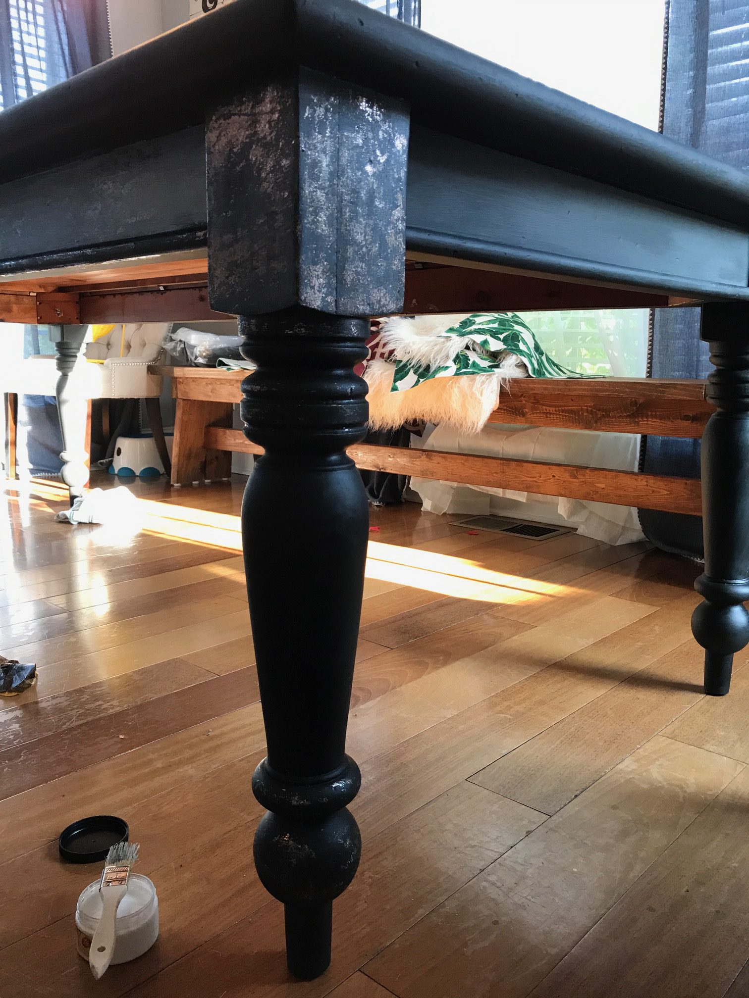 DINING ROOM TABLE MAKEOVER by popular Nashville lifestyle blogger Nashville Wifestyles