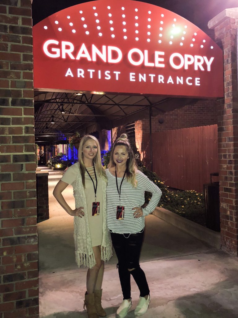 NASHVILLE GIRLS NIGHT AT THE GRAND OLE OPRY RESTAURANT by popular Nashville blogger Nashville Wifestyles