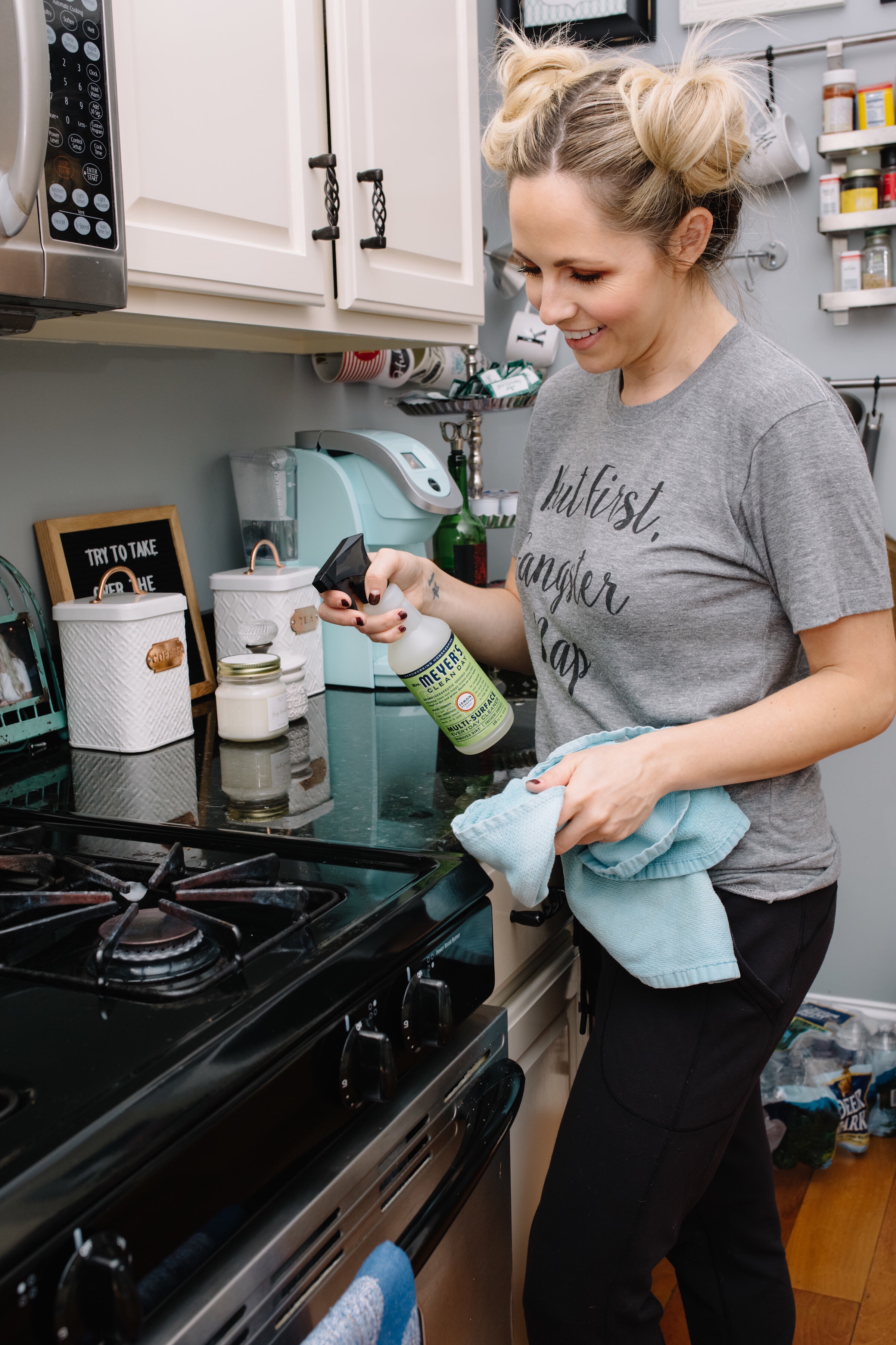 STARTING THE NEW YEAR WITH A "CLEAN" SLATE by popular Nashville lifestyle blog Nashville Wifestyles