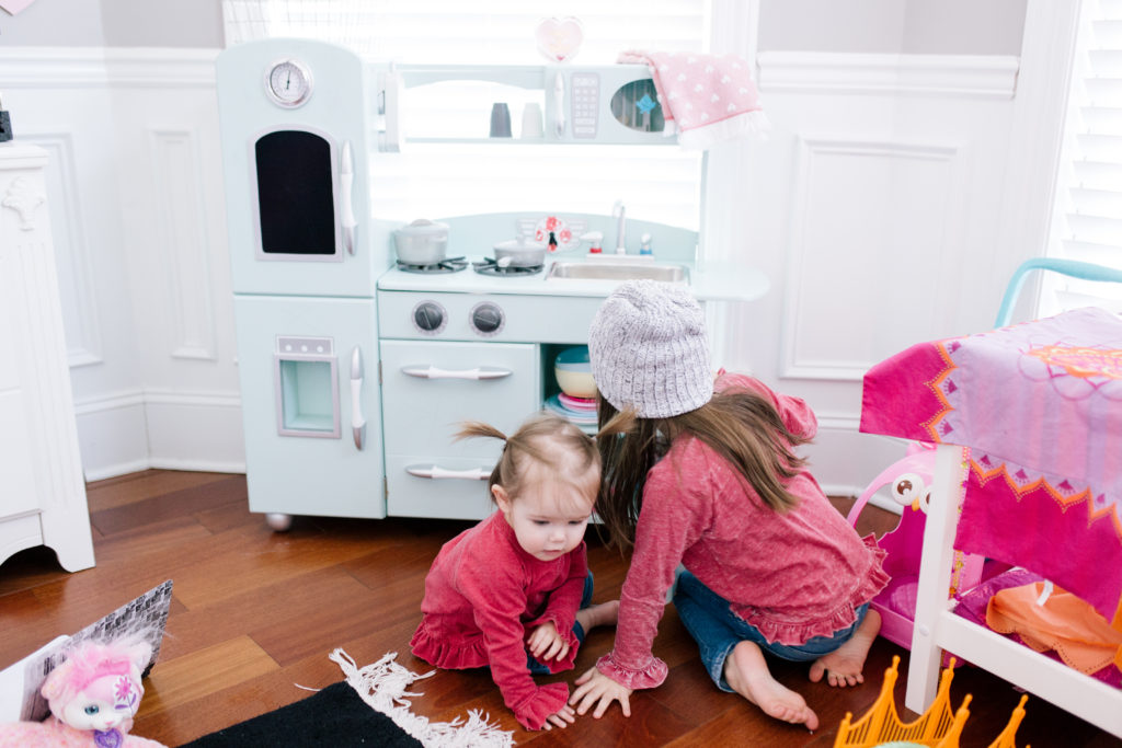 A DAY IN MY LIFE AS A WORKING SAHM by popular Nashville mom blogger Nashville Wifestyles