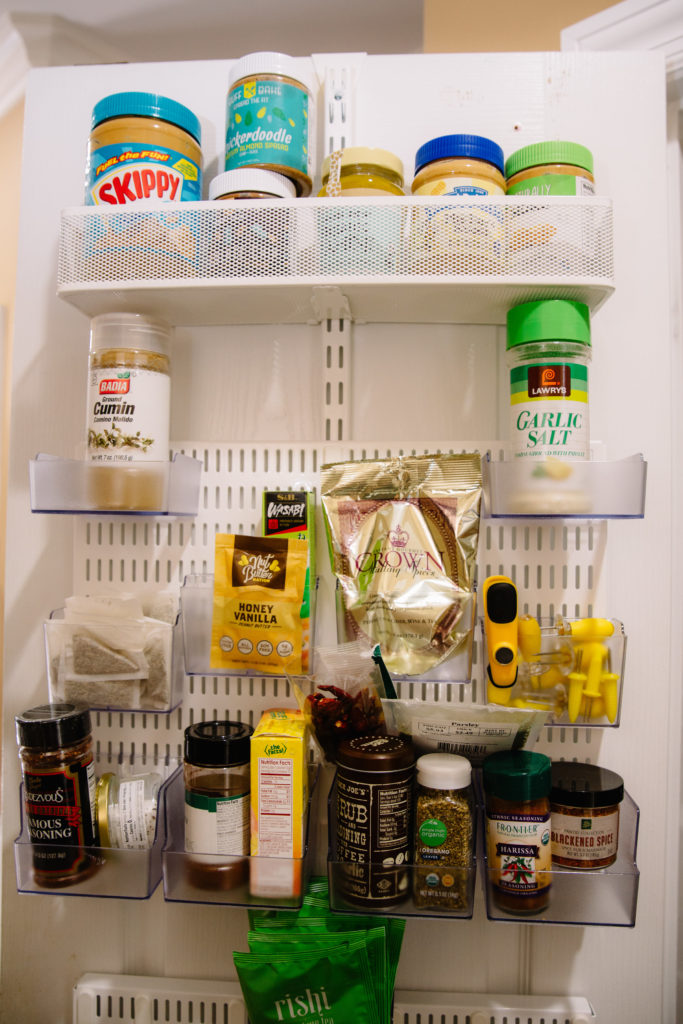 KITCHEN ORGANIZATION TIPS by popular Nashville lifestyle blogger Nashville Wifestyles