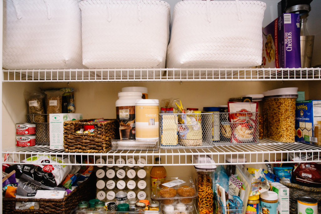 KITCHEN ORGANIZATION TIPS by popular Nashville lifestyle blogger Nashville Wifestyles