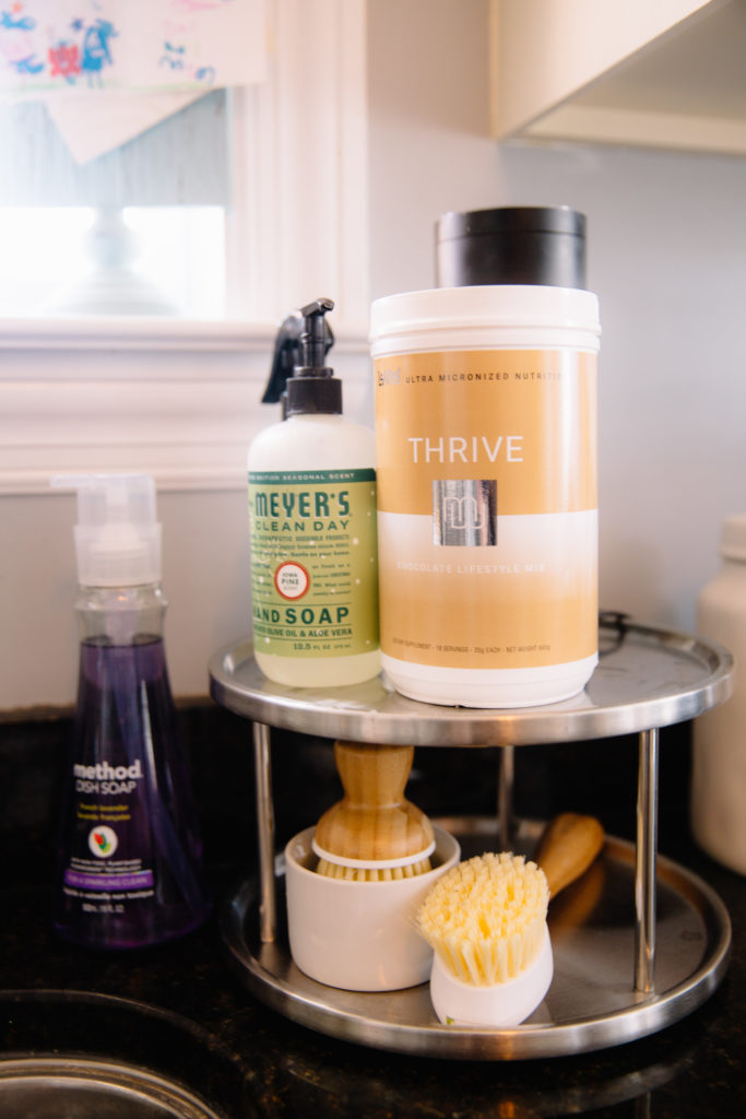 KITCHEN ORGANIZATION TIPS by popular Nashville lifestyle blogger Nashville Wifestyles