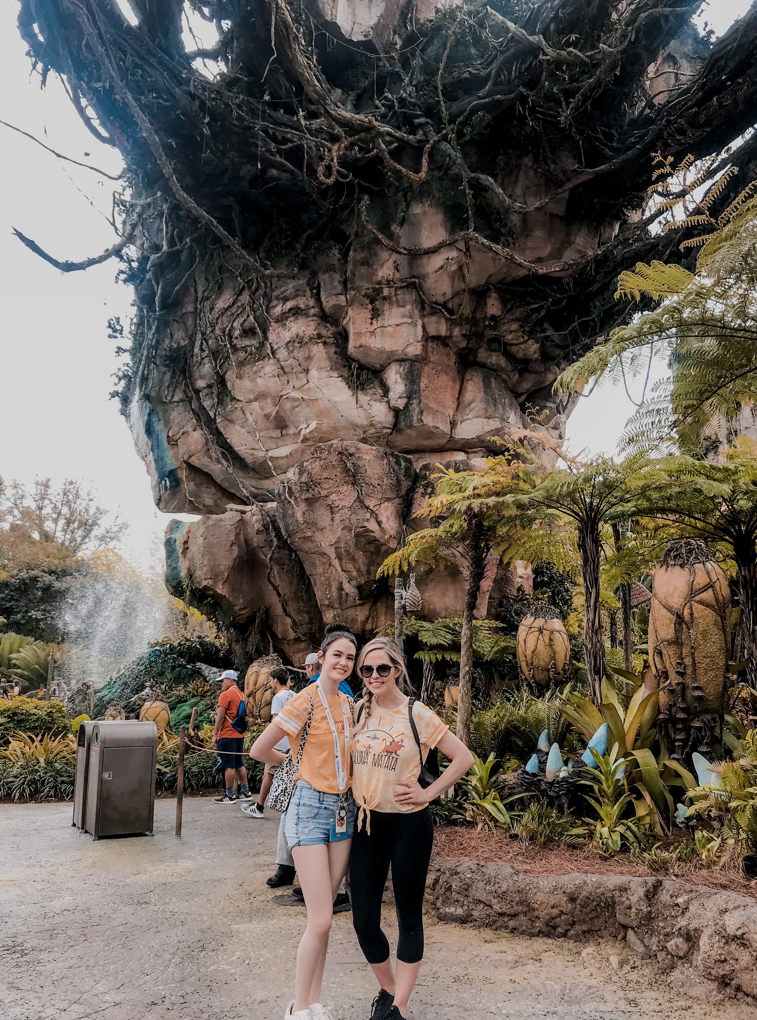 DISNEY'S ANIMAL KINGDOM featured by top US travel blog Nashville Wifestyles | Disney’s Animal Kingdom is a fun-filled adventure park inside of Disney World in Orlando, Florida. This spring break my family took a week-long trip and explored the parks in the area. In this post, I’m going to share my personal experience at the park, and talk about all the tips & tricks I have for you to make the best of your own trip! The 1st thing to know about the Disney parks is for every ticket purchased, you are automatically given 3 fast passes to the rides you want.