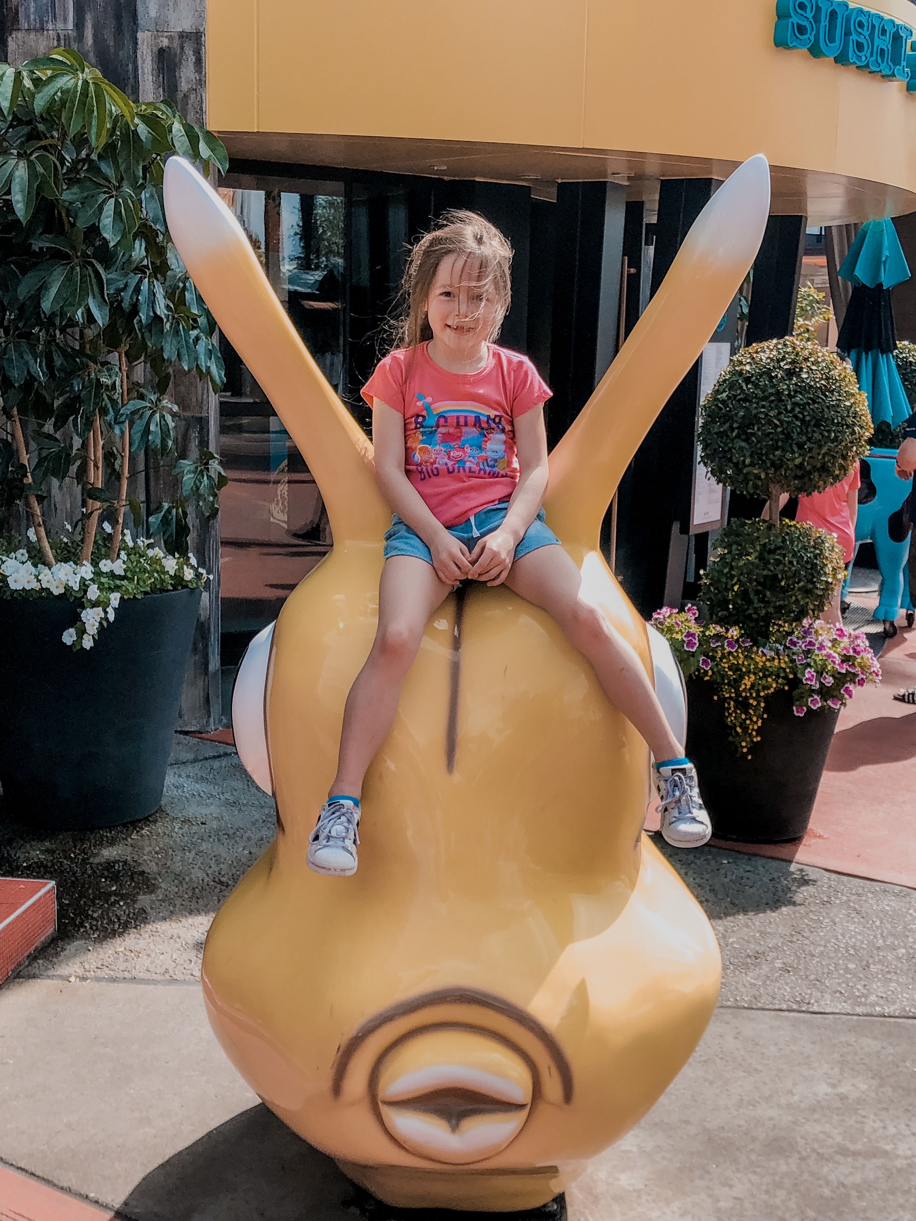 Top 5 Tips for your Universal Studios Family Vacation - Nashville Wifestyles; We headed to Universal Studios in Orlando, Florida. Universal is most certainly a place you want to spend ALL DAY at. There are two separate parks: Universal Studios & Islands of Adventure, each with their own unique themed rides. There's also "Volcano Bay", which is Universal's Water Theme Park. When purchasing your tickets, there is the option to buy park-to-park passes which easily allows you to go from one park to another. Click for details on visiting Universal Studios Orlando! Universal Studios Family Vacation featured by top US life and style blog Nashville Wifestyles