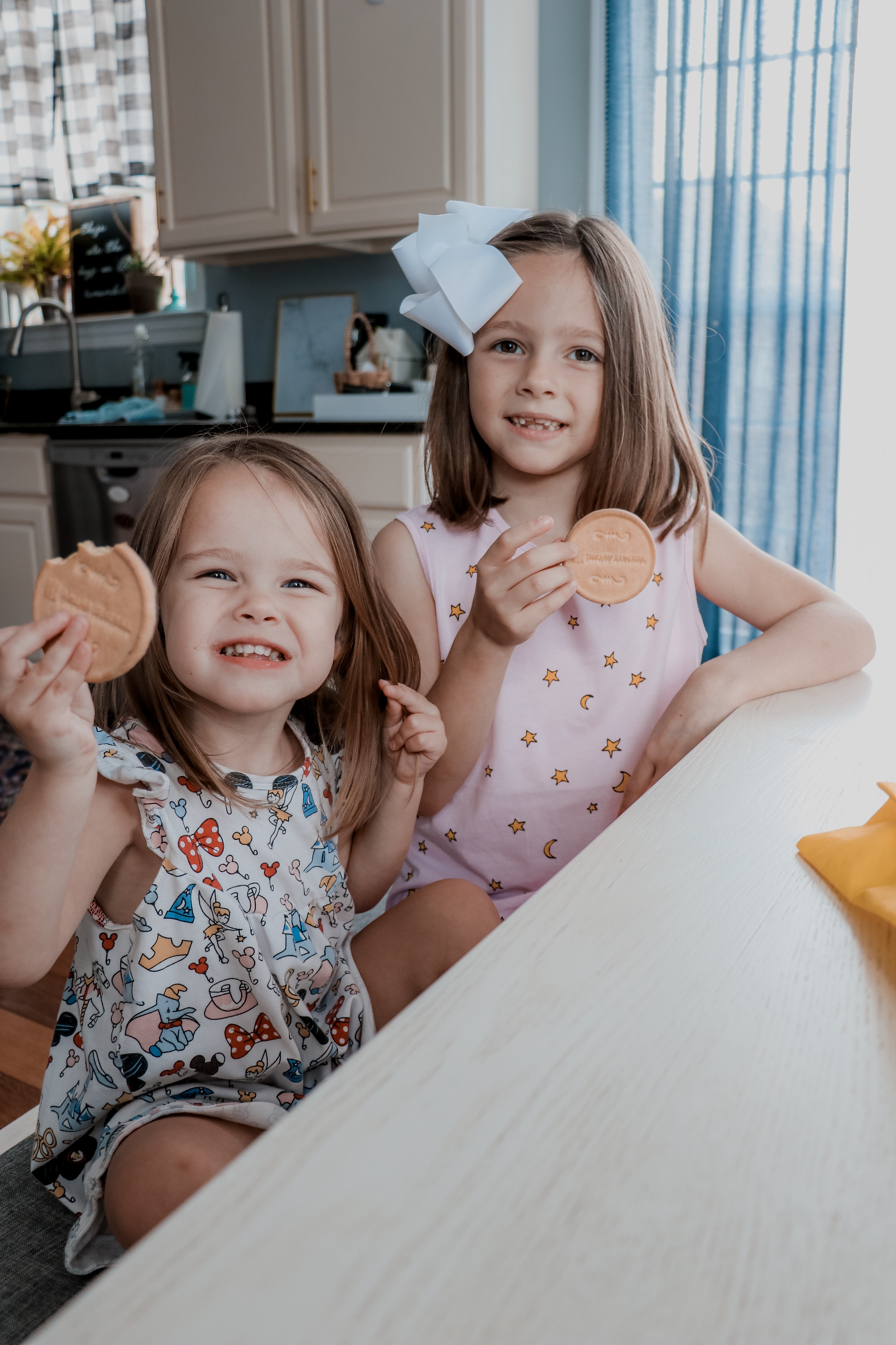 HOW TO PREPARE FOR BACK TO SCHOOL, tips featured by top US lfiestyle blog, Nashville Wifestyles| HOW TO PREPARE FOR BACK TO SCHOOL - Nashville Wifestyles; Back to school shopping and early bedtimes are back! It feels like yesterday was my kids last day of first grade. Now here we are getting all of the school essentials she needs to start second grade in August. How do we prepare for going Back to School? I start the school year with a budget & compare prices to reduce spending. We get all the items on the list of supplies my kids needed for the classroom at Dollar Tree! Click to read about affordable back to school prep.