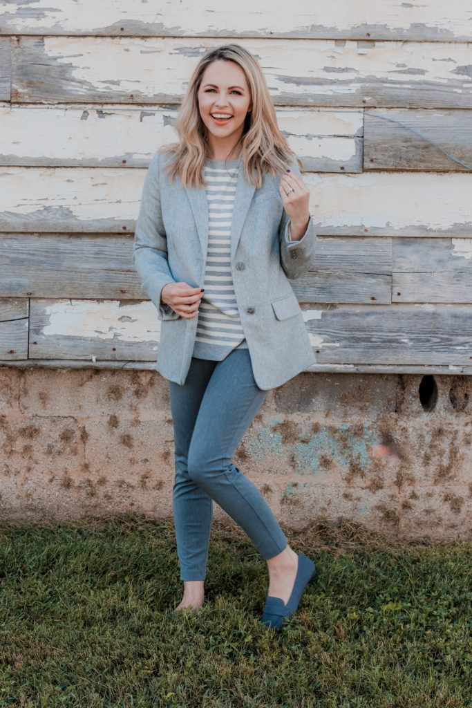 Trendy Fall Workwear Ideas with Talbots - Nashville Wifestyles; It’s hard to find work friendly fall workwear clothing but I’m sharing some of my fall favorites here. We worry about not being in on the newest trends or what is fashionable each season. Whether going out for a meeting or going out with friends for drinks after work, these outfits are a must. It is the ultimate boss babe look from the fierce glasses to the button details on the ankles of the pants. Click to see all Trendy Fall Workwear Ideas on Nashville Wifestyles!